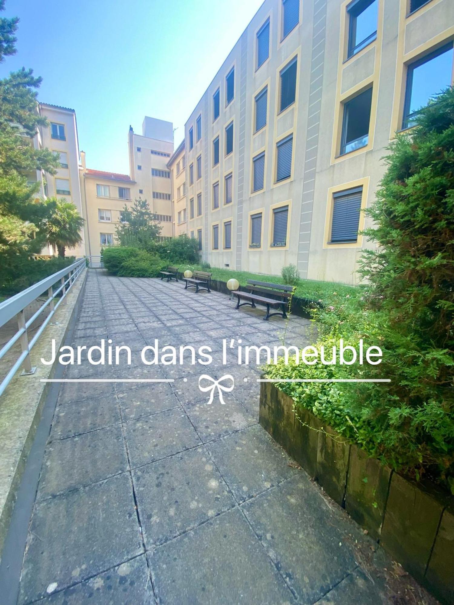 Art De Recevoir - L'Ecrin De Margnolles - Croix Rousse - Metro C-Cuire คัลลูร์ เอต์ คูร์เย ภายนอก รูปภาพ